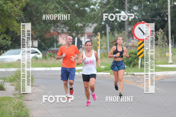 Buy your photos of the eventCorrida de Pscoa Santa Maria on Fotop