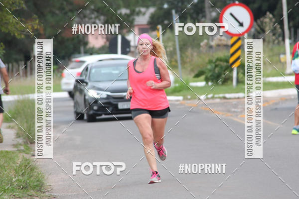 Buy your photos of the eventCorrida de Pscoa Santa Maria on Fotop