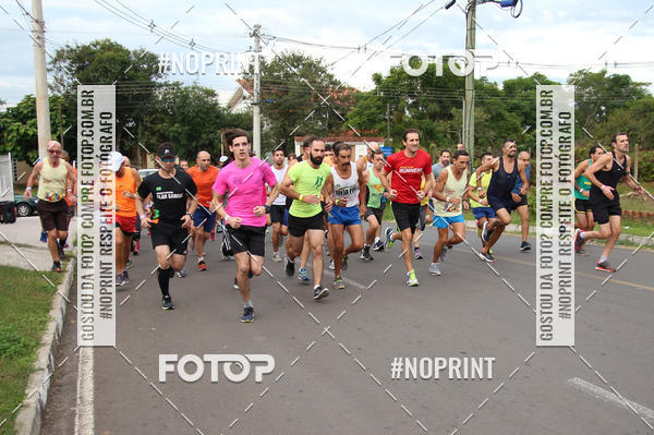 Buy your photos of the eventCorrida de Pscoa Santa Maria on Fotop