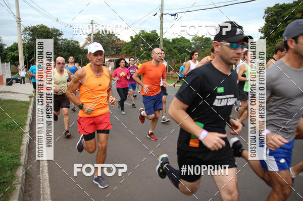 Buy your photos of the eventCorrida de Pscoa Santa Maria on Fotop