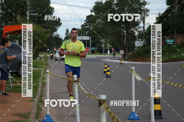 Buy your photos of the eventCorrida de Pscoa Santa Maria on Fotop