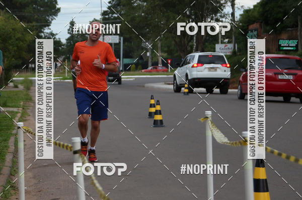 Buy your photos of the eventCorrida de Pscoa Santa Maria on Fotop