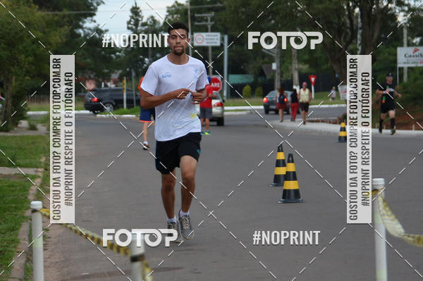 Buy your photos of the eventCorrida de Pscoa Santa Maria on Fotop