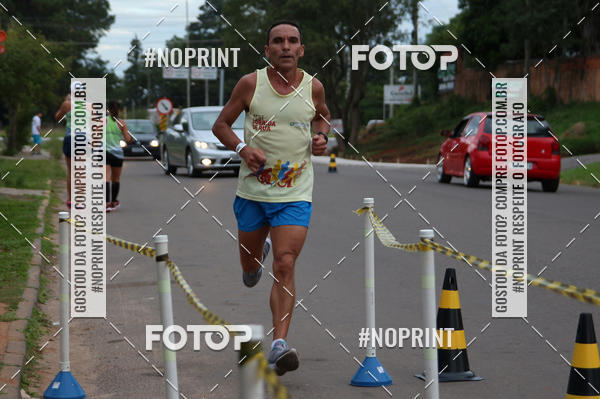 Buy your photos of the eventCorrida de Pscoa Santa Maria on Fotop