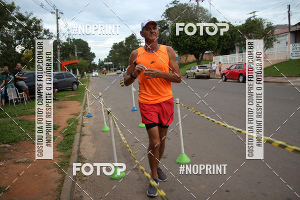 Buy your photos of the eventCorrida de Pscoa Santa Maria on Fotop