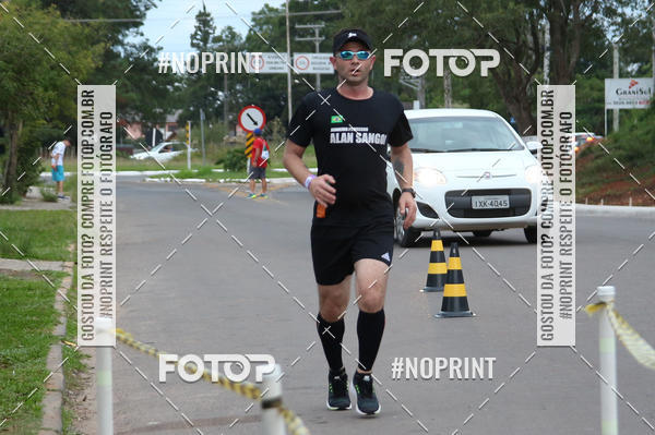 Buy your photos of the eventCorrida de Pscoa Santa Maria on Fotop
