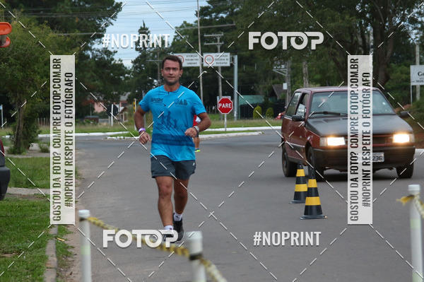 Buy your photos of the eventCorrida de Pscoa Santa Maria on Fotop