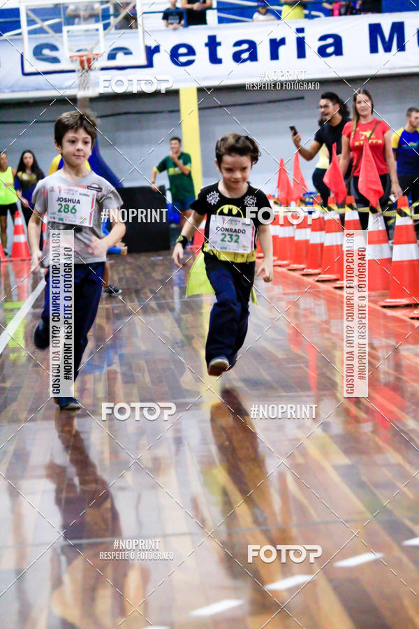 Achetez vos photos de l'vnementCORRIDA KIDS ETAPA MES - SO JOS DOS PINHAIS sur Fotop