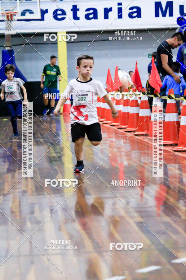 Achetez vos photos de l'vnementCORRIDA KIDS ETAPA MES - SO JOS DOS PINHAIS sur Fotop
