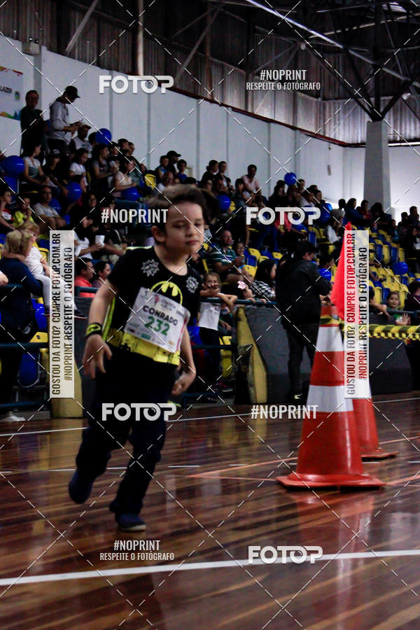 Achetez vos photos de l'vnementCORRIDA KIDS ETAPA MES - SO JOS DOS PINHAIS sur Fotop