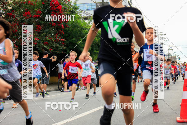Compra tus fotos del eventoCORRIDA KIDS ETAPA MES - SO JOS DOS PINHAIS En Fotop