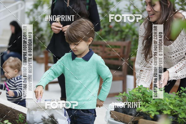 Buy your photos of the eventTots & Teens on Fotop