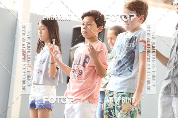 Buy your photos of the eventTots & Teens on Fotop