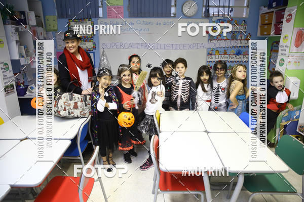 Buy your photos of the eventTots & Teens on Fotop