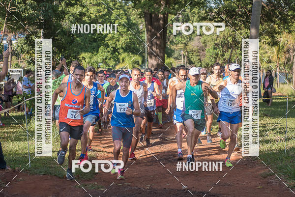 Compra tus fotos del evento1� Copa Cravinhos de Corrida En Fotop