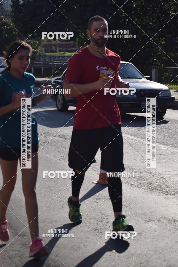 Buy your photos of the eventFriburgo Meia Maratona on Fotop