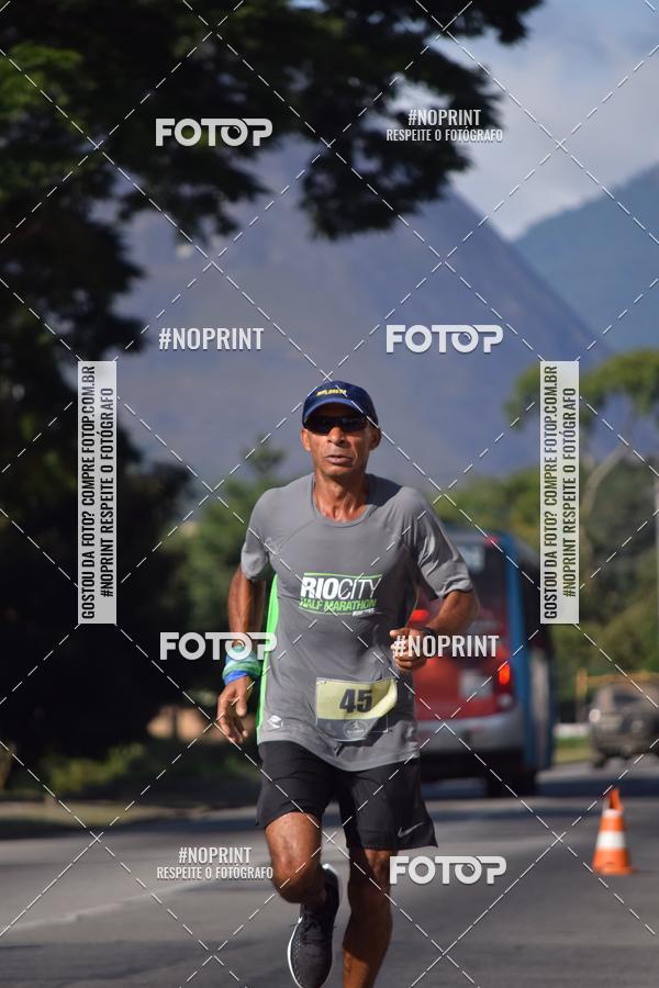 Buy your photos of the eventFriburgo Meia Maratona on Fotop