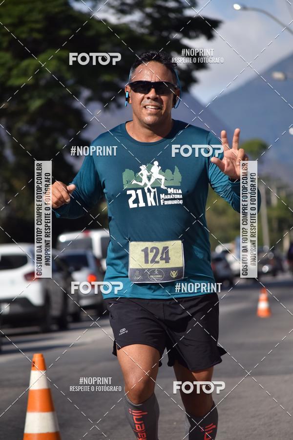 Buy your photos of the eventFriburgo Meia Maratona on Fotop