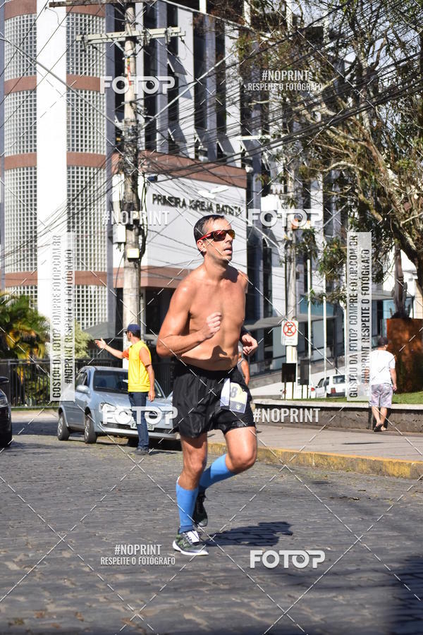 Buy your photos of the eventFriburgo Meia Maratona on Fotop