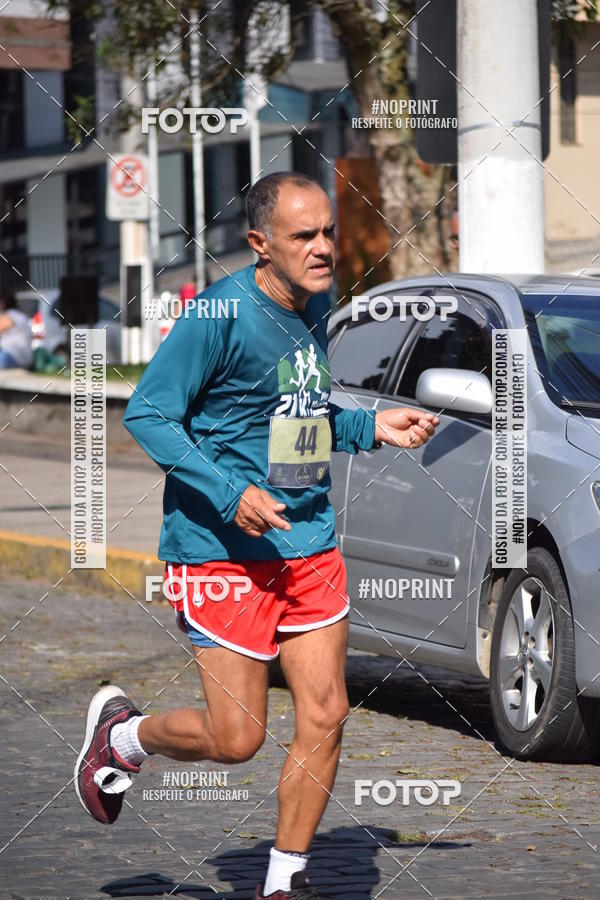 Buy your photos of the eventFriburgo Meia Maratona on Fotop