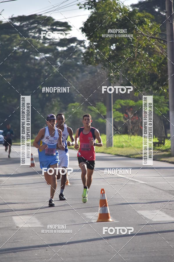 Buy your photos of the eventFriburgo Meia Maratona on Fotop