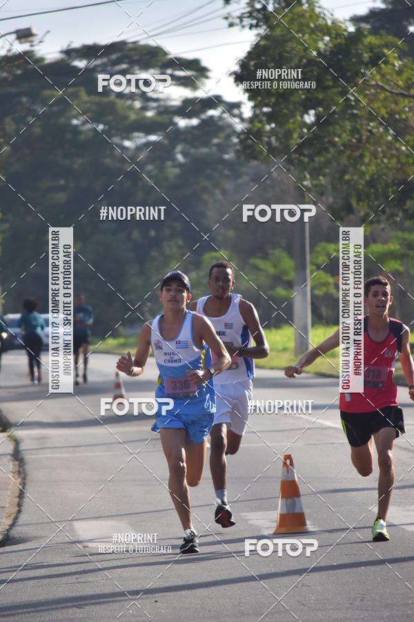 Buy your photos of the eventFriburgo Meia Maratona on Fotop