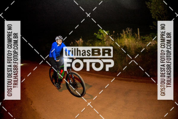 Buy your photos of the eventPeregrinao Angelina on Fotop