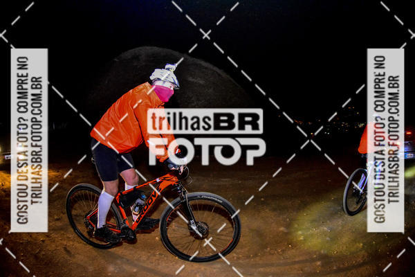 Buy your photos of the eventPeregrinao Angelina on Fotop