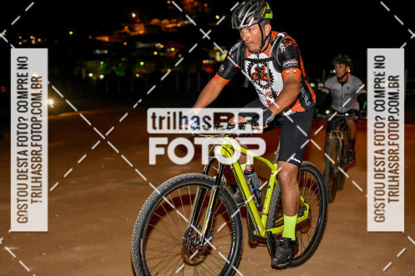 Buy your photos of the eventPeregrinao Angelina on Fotop