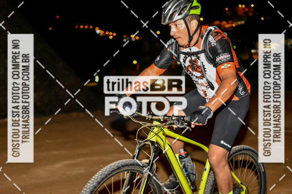 Buy your photos of the eventPeregrinao Angelina on Fotop