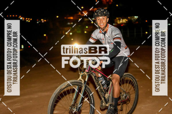 Buy your photos of the eventPeregrinao Angelina on Fotop