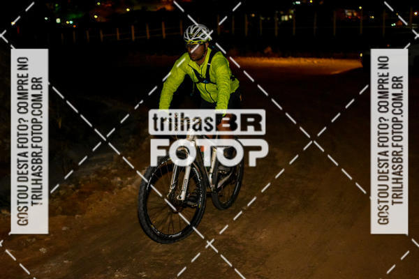 Buy your photos of the eventPeregrinao Angelina on Fotop