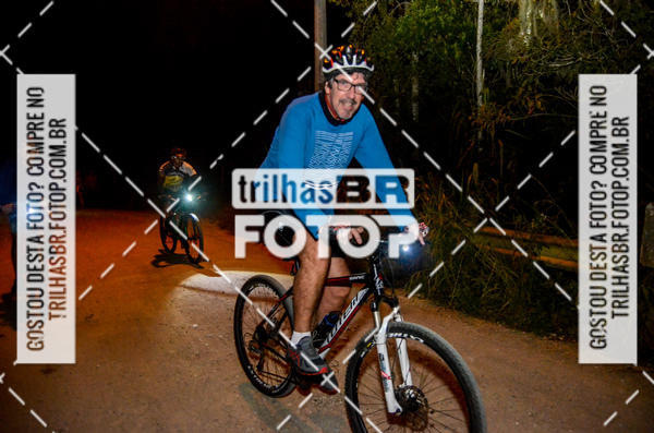 Buy your photos of the eventPeregrinao Angelina on Fotop