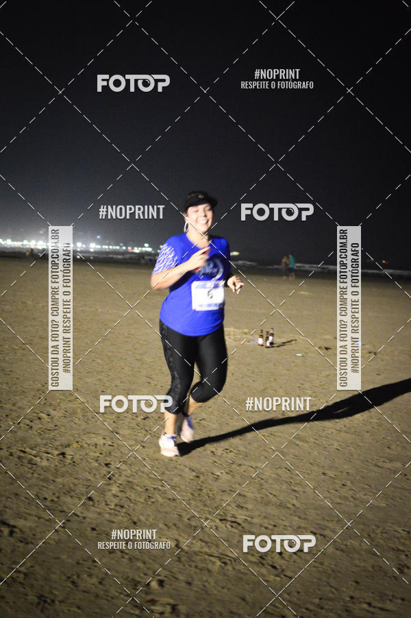 Buy your photos of the eventJovem Pan Night Run Santos on Fotop