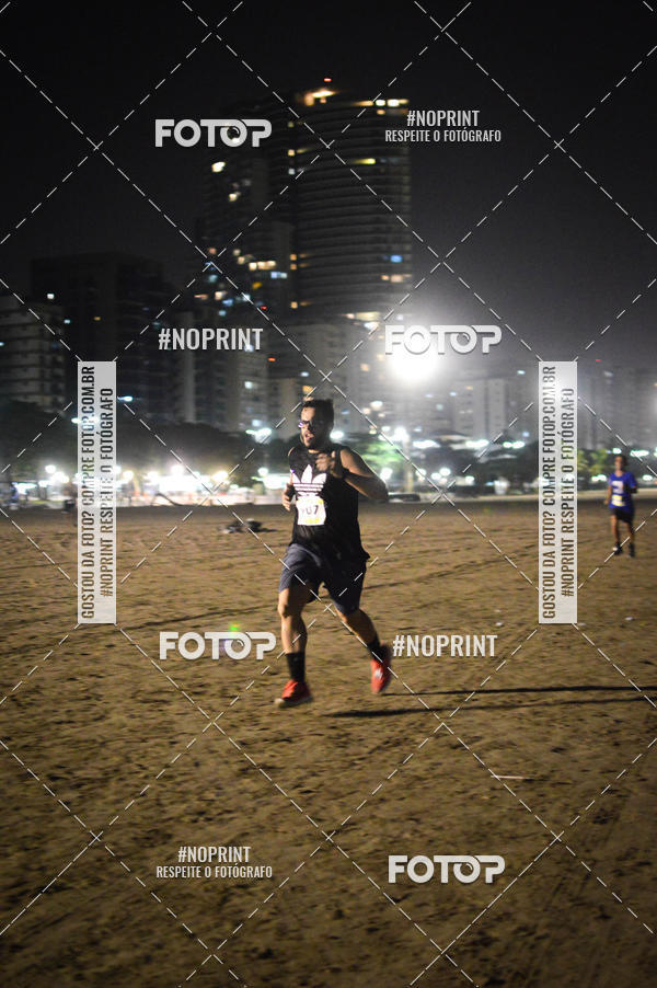 Buy your photos of the eventJovem Pan Night Run Santos on Fotop