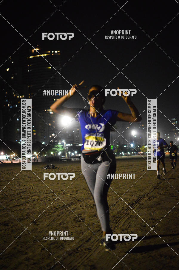Buy your photos of the eventJovem Pan Night Run Santos on Fotop