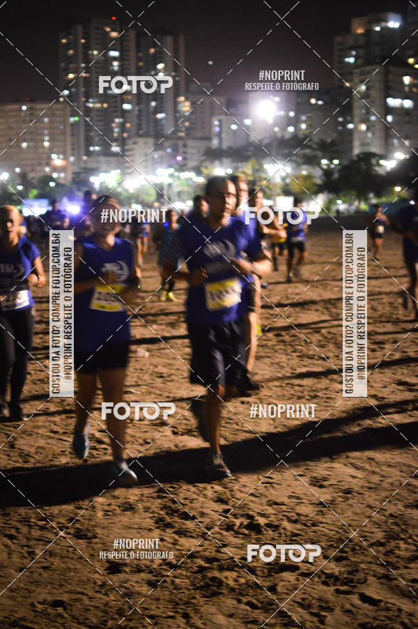 Buy your photos of the eventJovem Pan Night Run Santos on Fotop