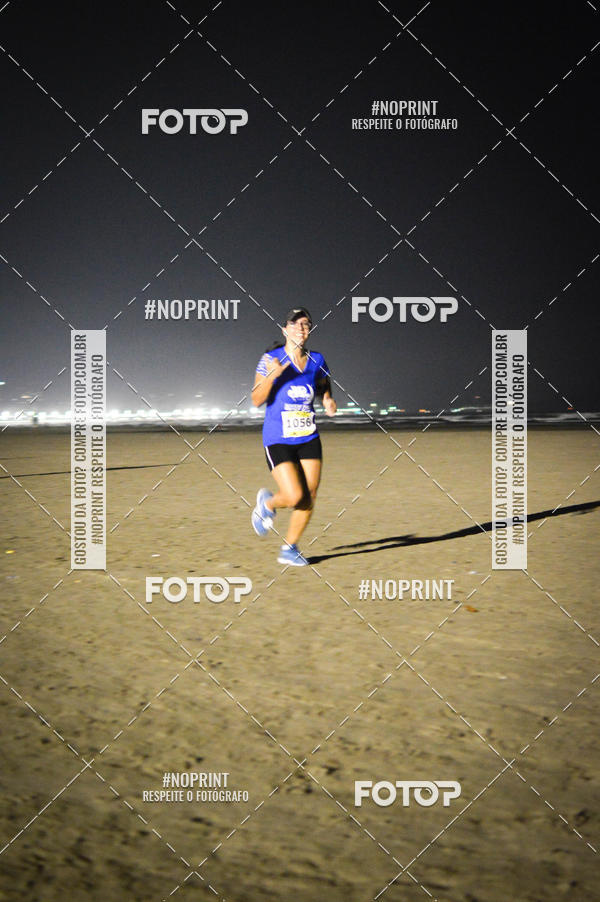 Buy your photos of the eventJovem Pan Night Run Santos on Fotop
