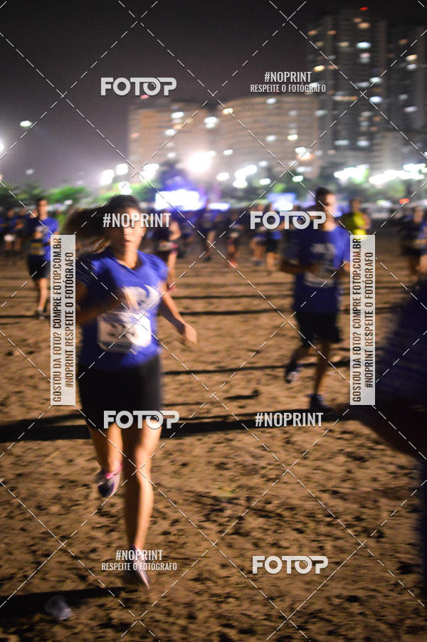 Buy your photos of the eventJovem Pan Night Run Santos on Fotop