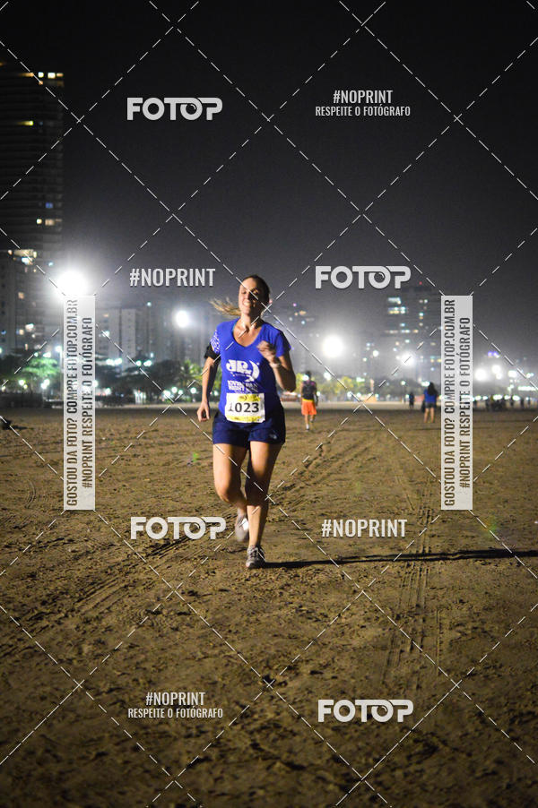 Buy your photos of the eventJovem Pan Night Run Santos on Fotop