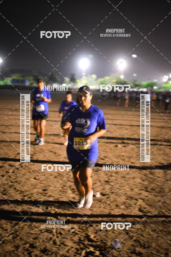 Buy your photos of the eventJovem Pan Night Run Santos on Fotop