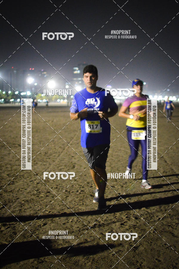 Buy your photos of the eventJovem Pan Night Run Santos on Fotop