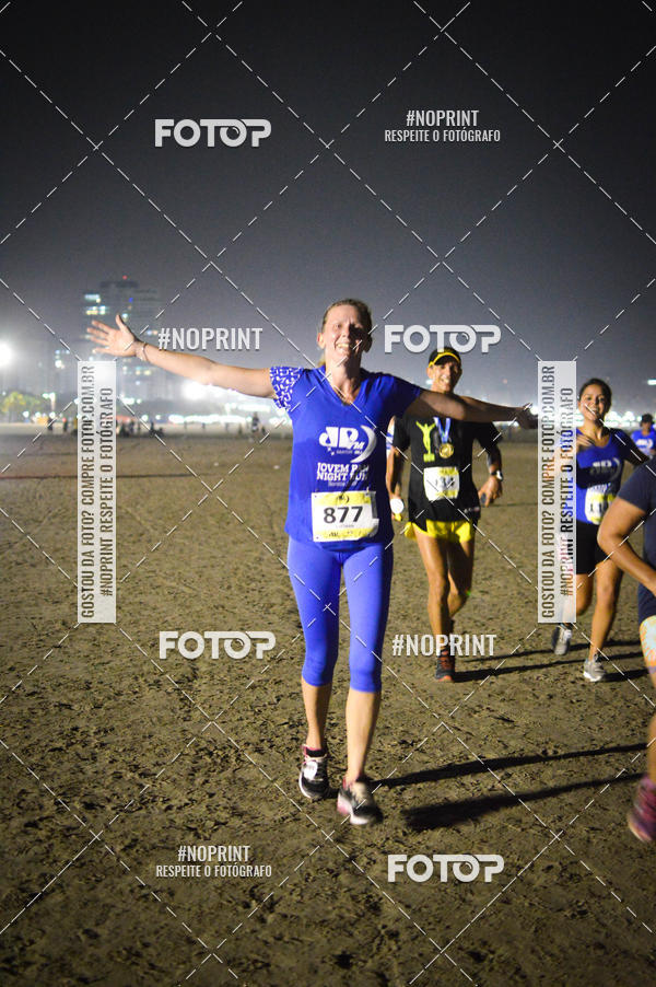 Buy your photos of the eventJovem Pan Night Run Santos on Fotop