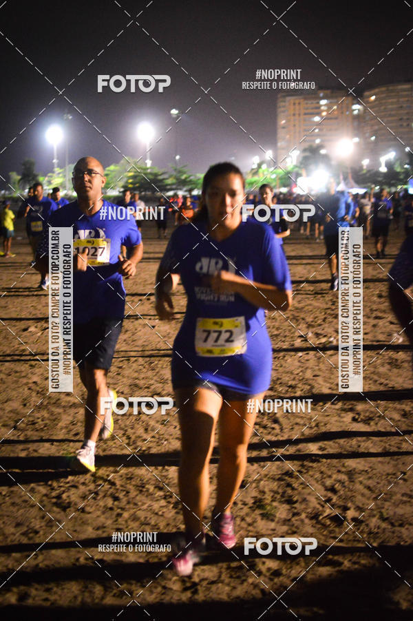 Buy your photos of the eventJovem Pan Night Run Santos on Fotop