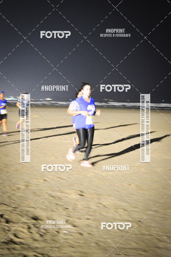 Buy your photos of the eventJovem Pan Night Run Santos on Fotop