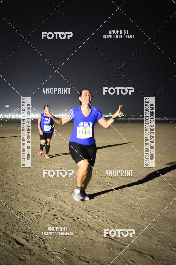 Buy your photos of the eventJovem Pan Night Run Santos on Fotop