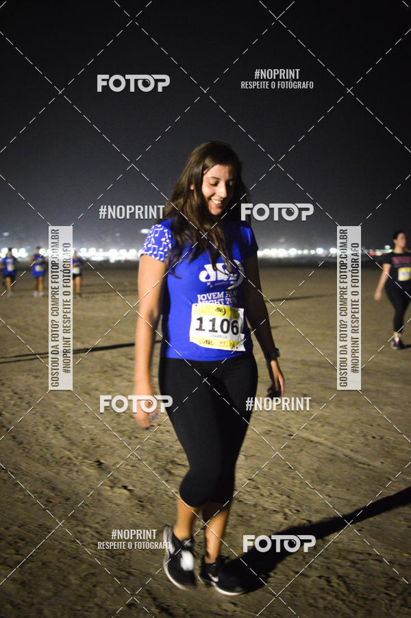 Buy your photos of the eventJovem Pan Night Run Santos on Fotop
