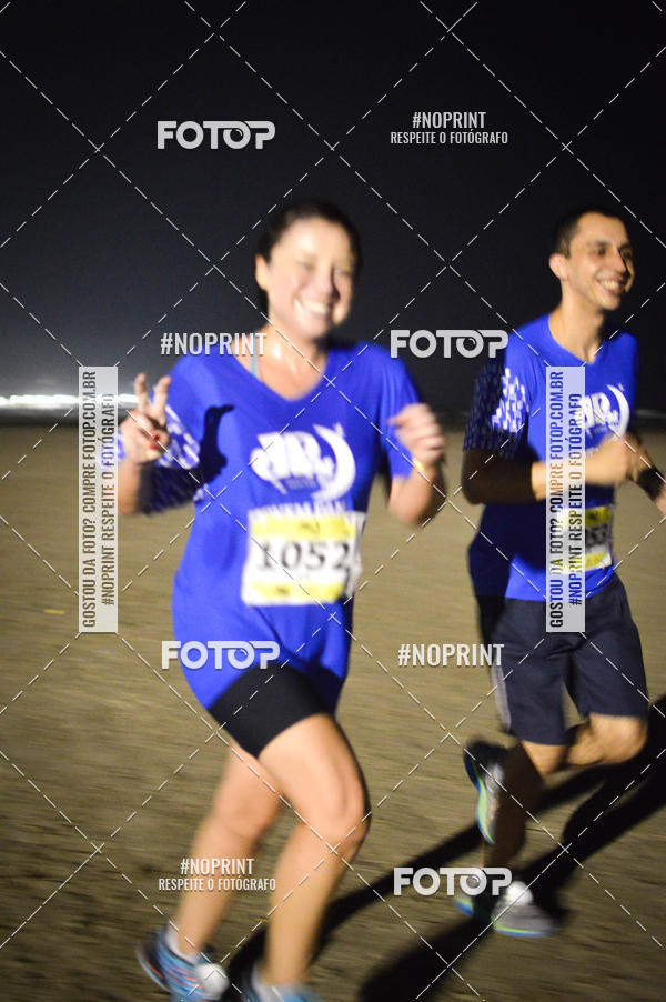 Buy your photos of the eventJovem Pan Night Run Santos on Fotop