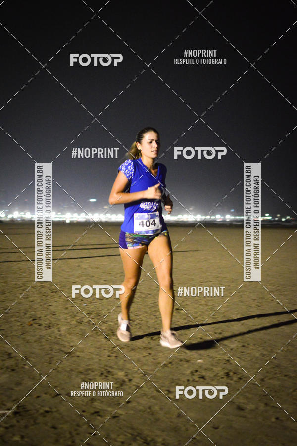 Buy your photos of the eventJovem Pan Night Run Santos on Fotop