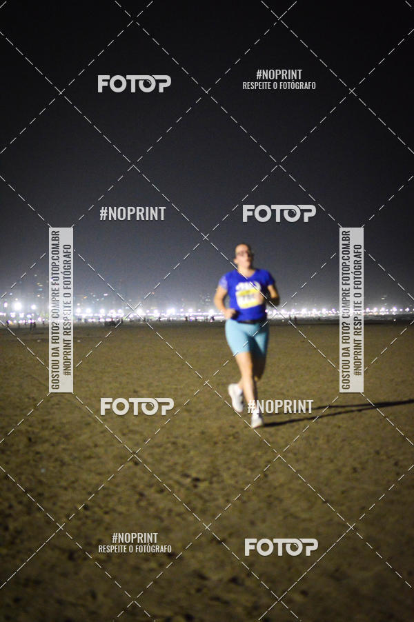 Buy your photos of the eventJovem Pan Night Run Santos on Fotop